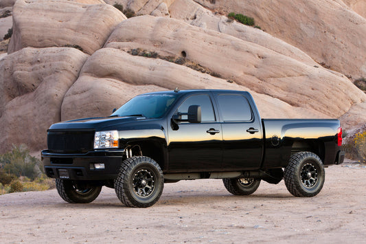 3.5" ULTIMATE SYS W/UNIBALL UC & DLSS SHKS 2011-19 GM C/K2500HD/3500HD. by Fabtech