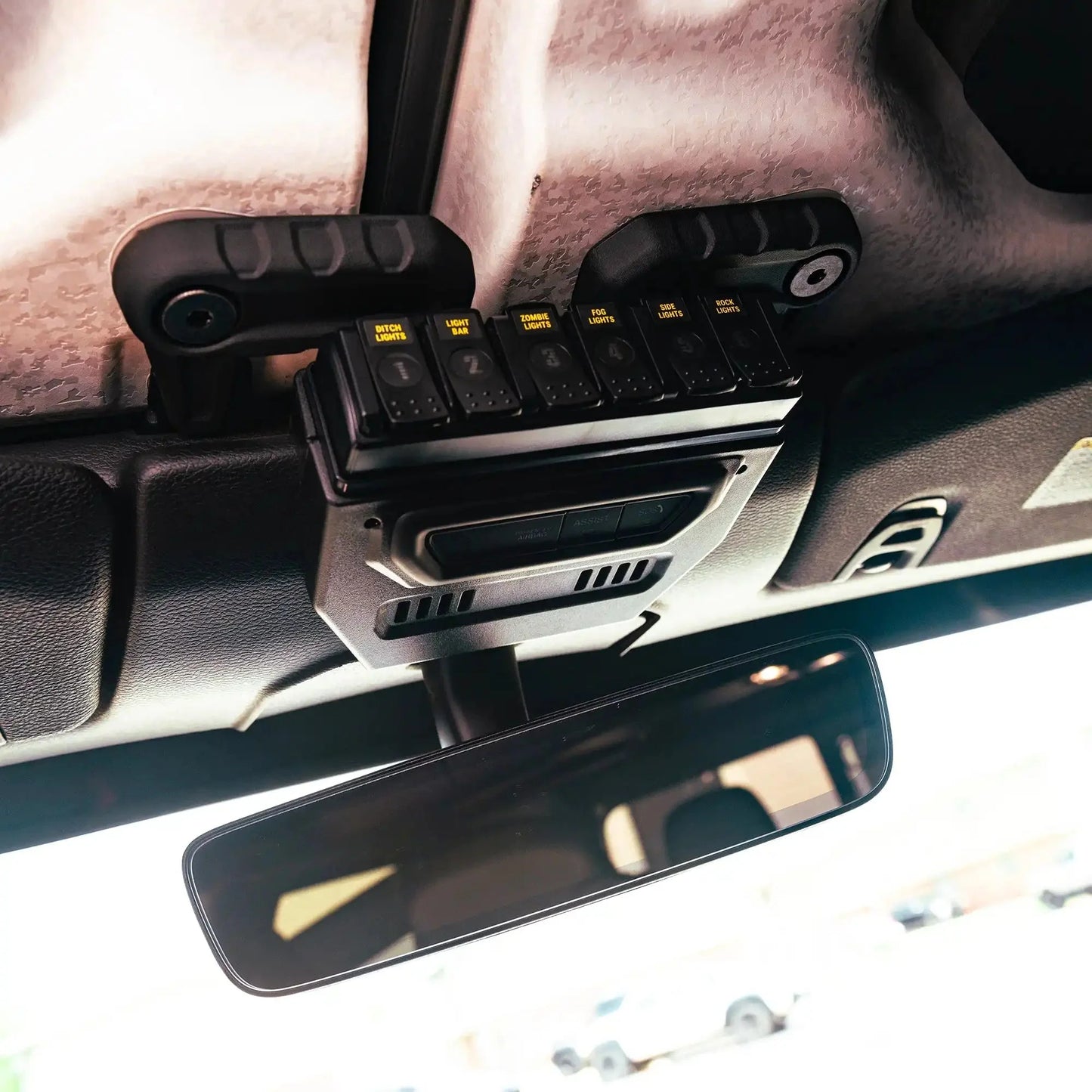 TRIGGER 6 SHOOTER Remote Mount – Fits Jeep JL and JT by ORACLE Lighting