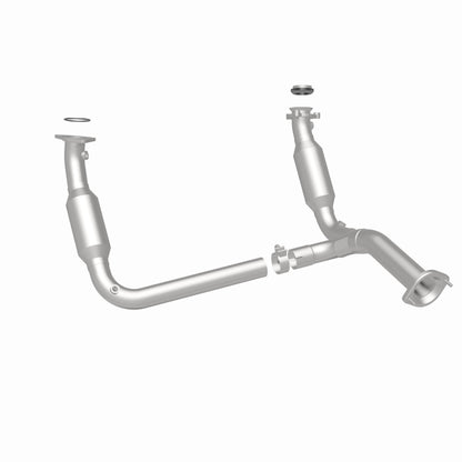Magnaflow OEM Grade Direct-Fit Catalytic Converter by MagnaFlow Exhaust Products