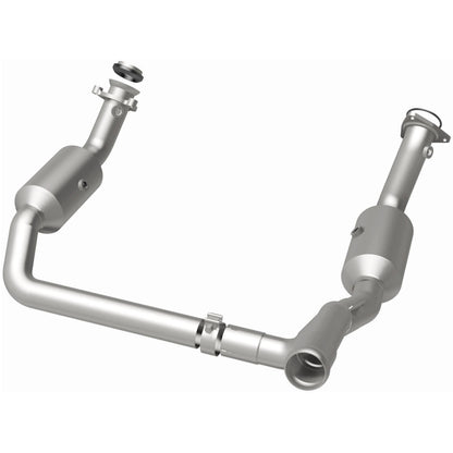 Magnaflow OEM Grade Direct-Fit Catalytic Converter by MagnaFlow Exhaust Products