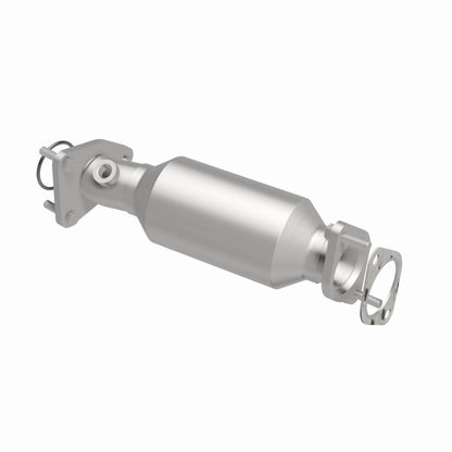 Magnaflow OEM Grade Direct-Fit Catalytic Converter by MagnaFlow Exhaust Products