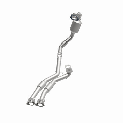 Catalytic Converter with Integrated Exhaust Manifold by MagnaFlow Exhaust Products