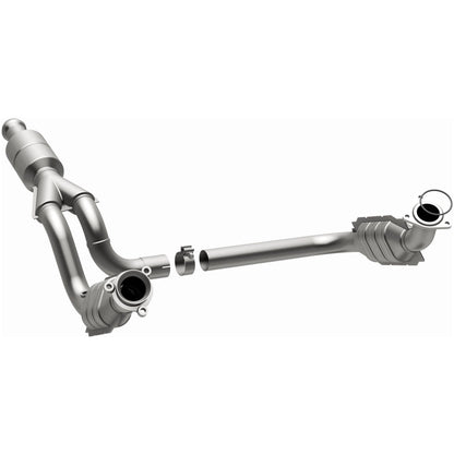 Magnaflow OEM Grade Direct-Fit Catalytic Converter by MagnaFlow Exhaust Products
