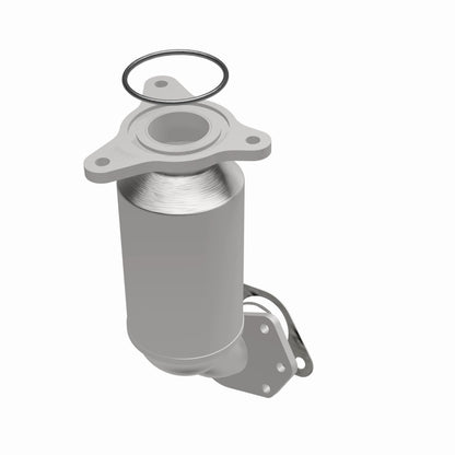 Magnaflow OEM Grade Direct-Fit Catalytic Converter by MagnaFlow Exhaust Products
