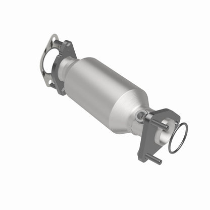 Magnaflow OEM Grade Direct-Fit Catalytic Converter by MagnaFlow Exhaust Products