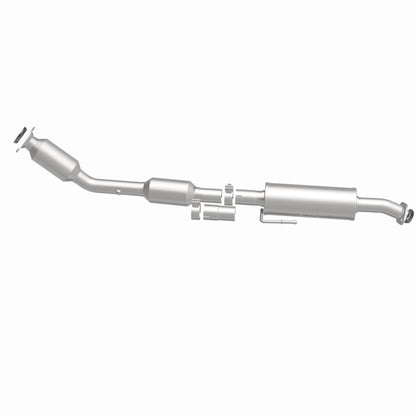Magnaflow OEM Grade Direct-Fit Catalytic Converter by MagnaFlow Exhaust Products
