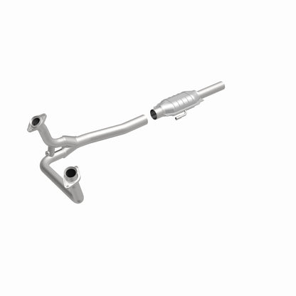 Magnaflow Standard Grade Direct-Fit Catalytic Converter by MagnaFlow Exhaust Products