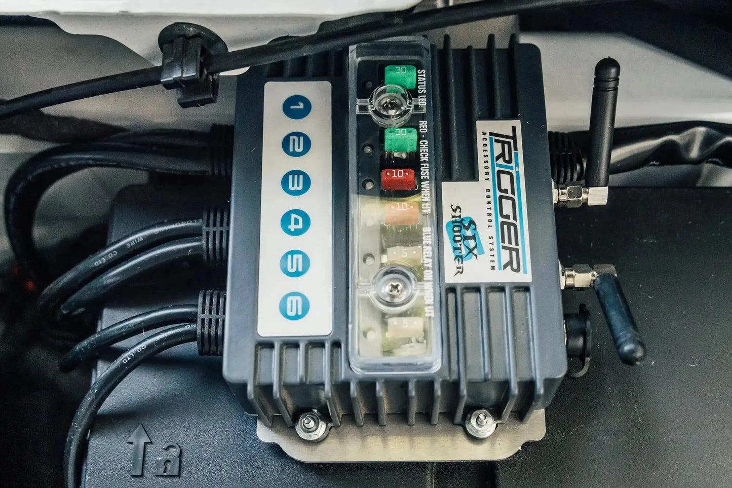 TRIGGER 4 PLUS Controller Ford Bronco 2021+ Combo Kit by ORACLE Lighting