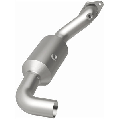 Magnaflow OEM Grade Direct-Fit Catalytic Converter by MagnaFlow Exhaust Products