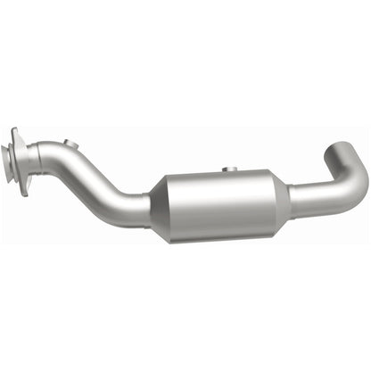 Magnaflow OEM Grade Direct-Fit Catalytic Converter by MagnaFlow Exhaust Products