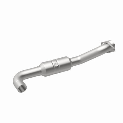 Magnaflow OEM Grade Direct-Fit Catalytic Converter by MagnaFlow Exhaust Products