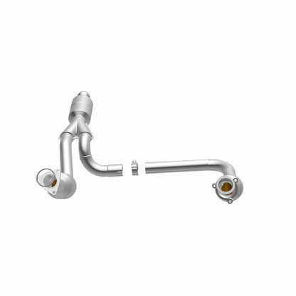 Magnaflow OEM Grade Direct-Fit Catalytic Converter by MagnaFlow Exhaust Products