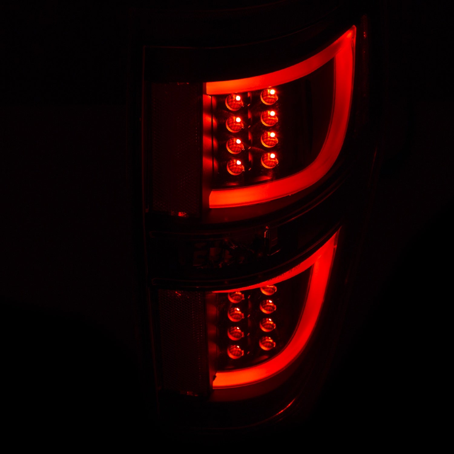Tail Light Assembly by ANZO USA