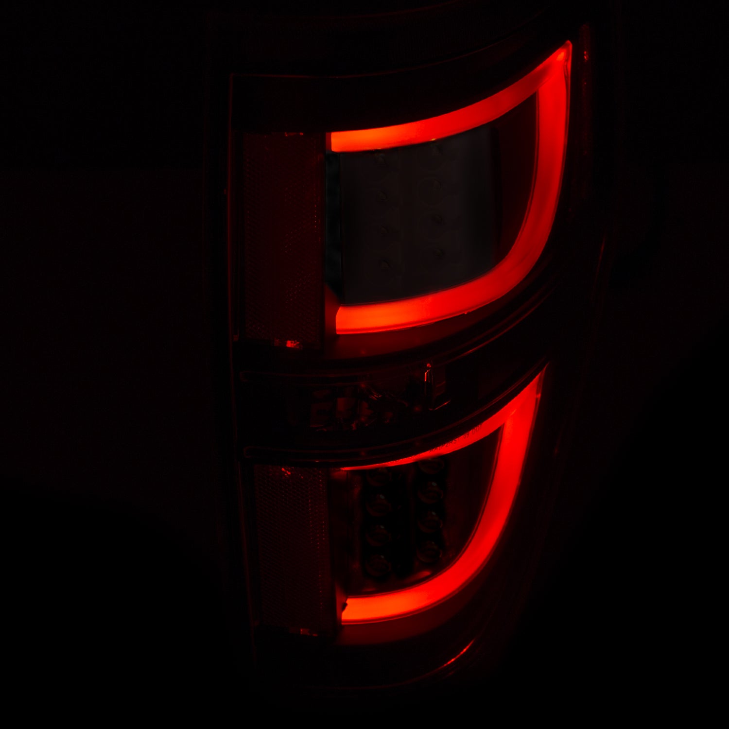Tail Light Assembly by ANZO USA