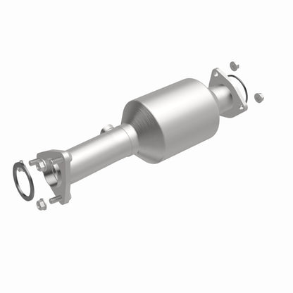 Magnaflow OEM Grade Direct-Fit Catalytic Converter by MagnaFlow Exhaust Products