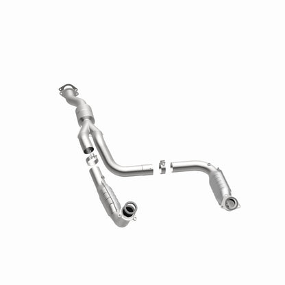 Magnaflow OEM Grade Direct-Fit Catalytic Converter by MagnaFlow Exhaust Products