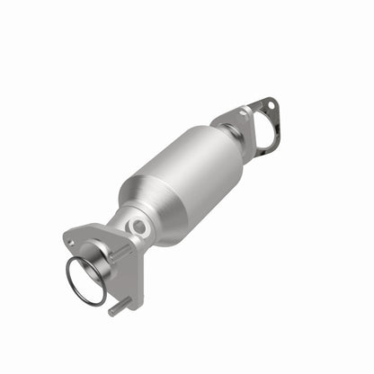 Magnaflow OEM Grade Direct-Fit Catalytic Converter by MagnaFlow Exhaust Products