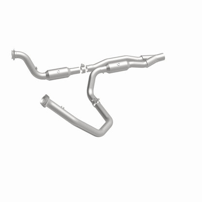 Magnaflow OEM Grade Direct-Fit Catalytic Converter by MagnaFlow Exhaust Products