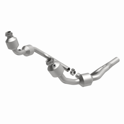 Magnaflow OEM Grade Direct-Fit Catalytic Converter by MagnaFlow Exhaust Products