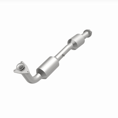 Magnaflow OEM Grade Direct-Fit Catalytic Converter by MagnaFlow Exhaust Products