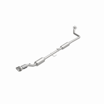 Magnaflow OEM Grade Direct-Fit Catalytic Converter by MagnaFlow Exhaust Products