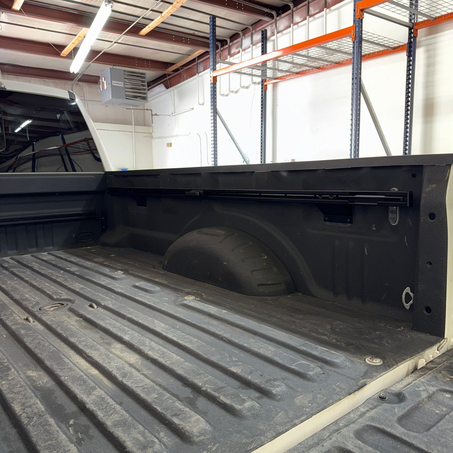 Integral Rails + Tie-down Cleats - Ford Super Duty 2017+ by Integral Truck