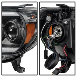 (Spyder Signature) Projector Headlights - Light Bar DRL - Black by Spyder Auto