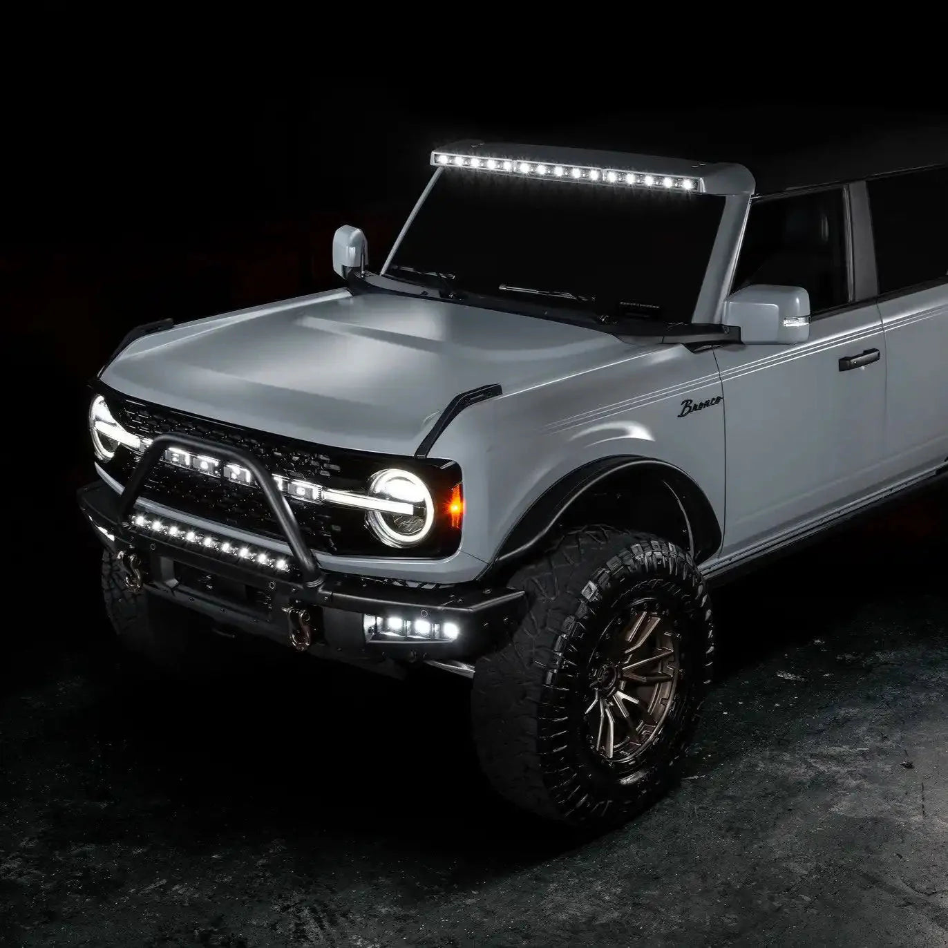 Ford Bronco Integrated Roof LED Light Bar | ORACLE 18,000 Lumens 240W by ORACLE Lighting