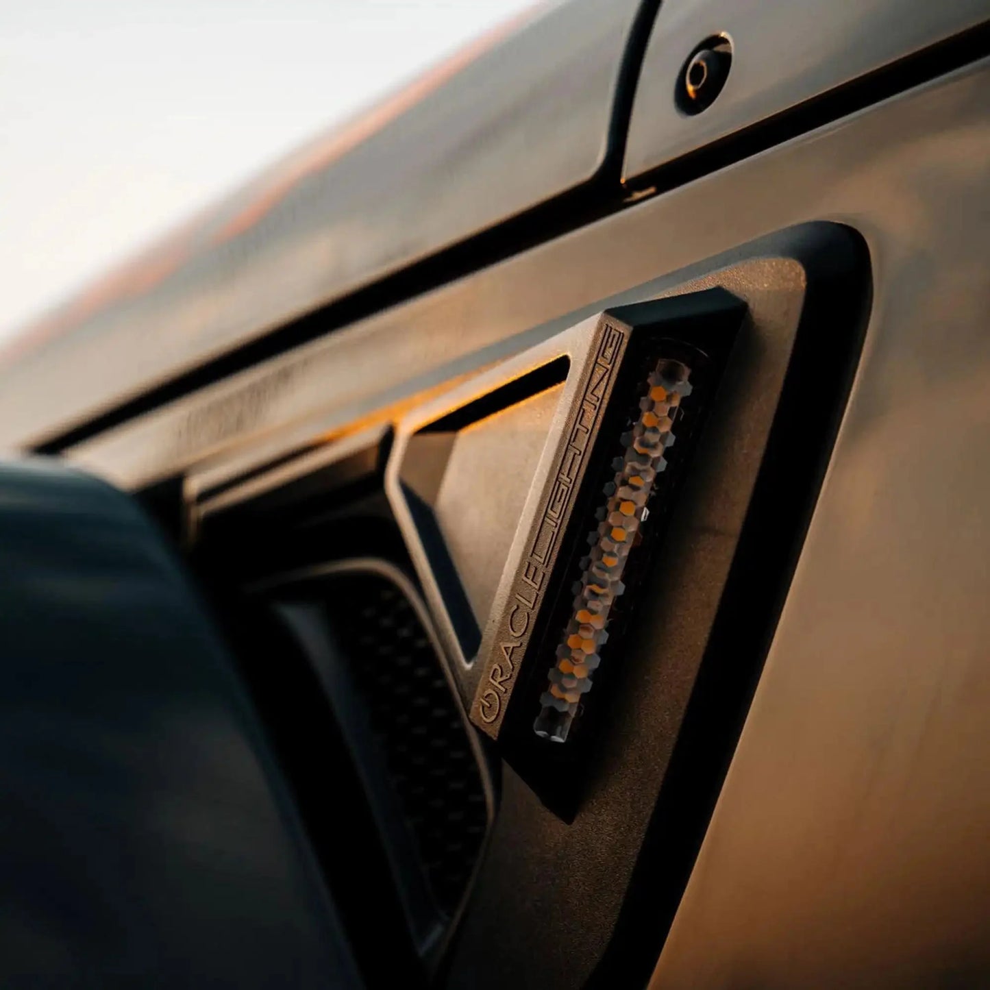Jeep Wrangler JL & Gladiator JT Sidetrack LED Fender Lights - Entry & Turn Signal | ORACLE by ORACLE Lighting