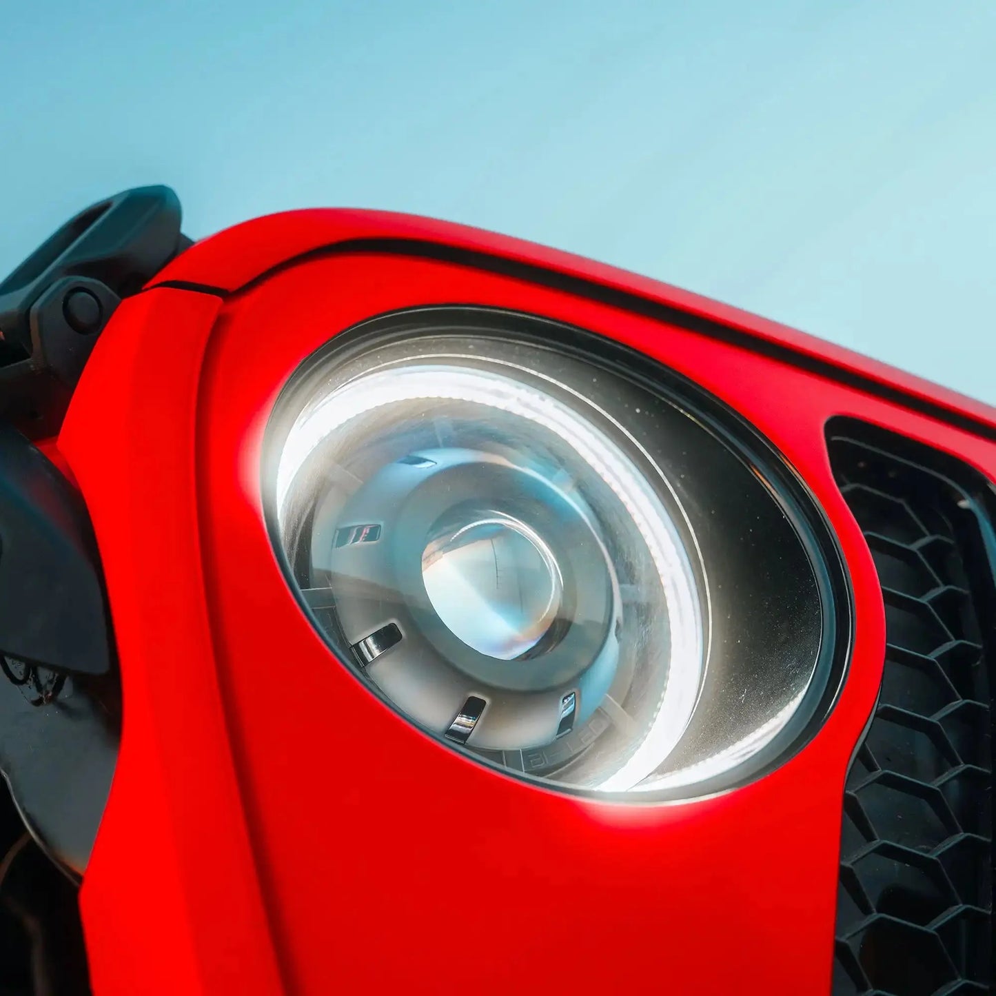 ORACLE Lighting Oculus™ Switchback Bi-LED Projector Headlights for Jeep Wrangler JL/ Gladiator JT by ORACLE Lighting
