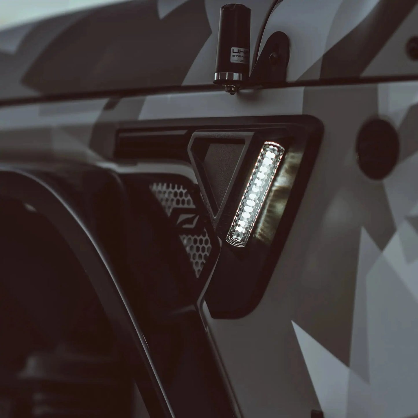 Jeep Wrangler JL & Gladiator JT Sidetrack LED Fender Lights - Entry & Turn Signal | ORACLE by ORACLE Lighting