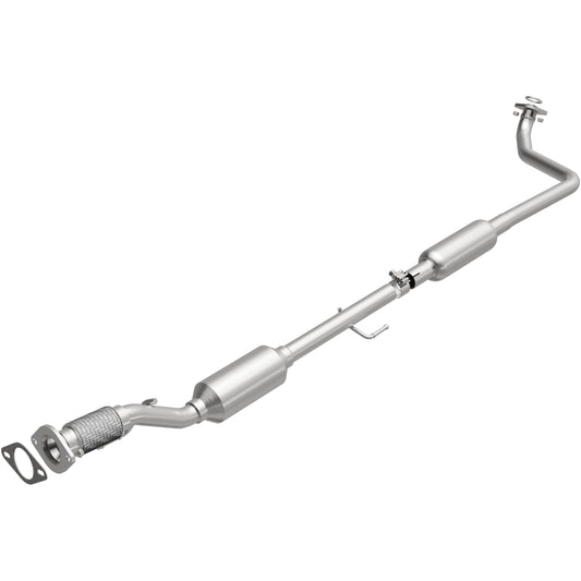 Magnaflow OEM Grade Direct-Fit Catalytic Converter by MagnaFlow Exhaust Products