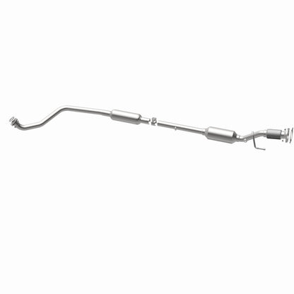 Magnaflow OEM Grade Direct-Fit Catalytic Converter by MagnaFlow Exhaust Products