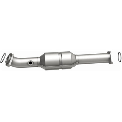 Magnaflow OEM Grade Direct-Fit Catalytic Converter by MagnaFlow Exhaust Products