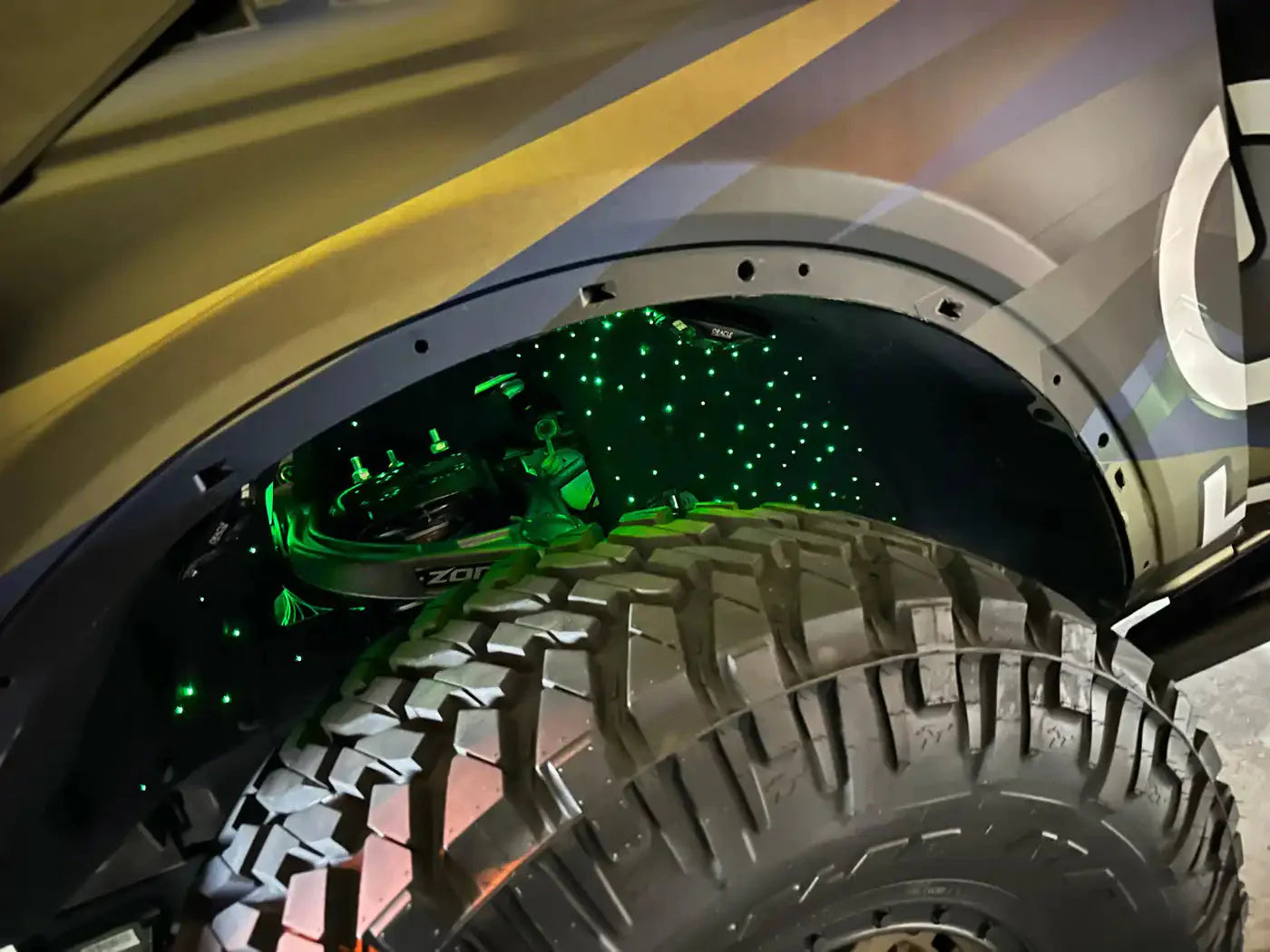 ORACLE Lighting Fiber Optic Wheel Liner ColorSHIFT RGB+W Kit - 40W LED/ 600 Fibers by ORACLE Lighting
