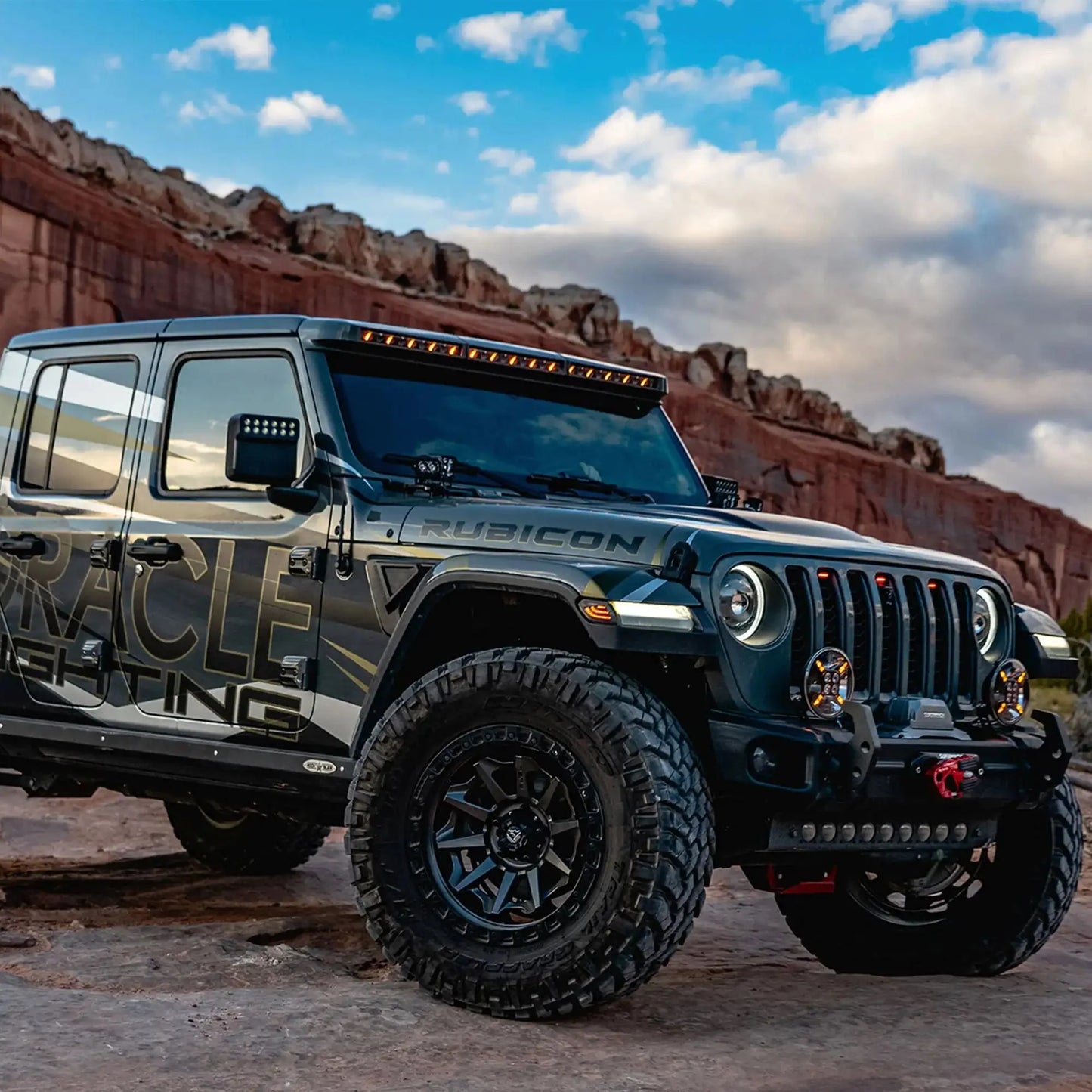 Jeep JL/JT Integrated Roof LED Light Bar | ORACLE 18,000 Lumens 240W by ORACLE Lighting