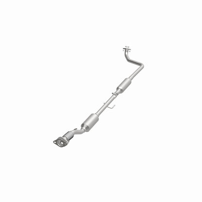 Magnaflow OEM Grade Direct-Fit Catalytic Converter by MagnaFlow Exhaust Products