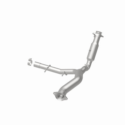 Magnaflow California Direct-Fit Catalytic Converter by MagnaFlow Exhaust Products