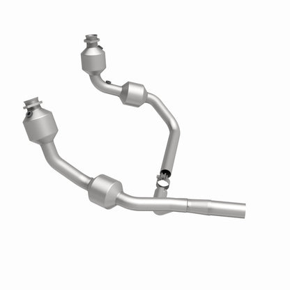 Magnaflow OEM Grade Direct-Fit Catalytic Converter by MagnaFlow Exhaust Products