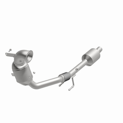 Magnaflow OEM Grade Direct-Fit Catalytic Converter by MagnaFlow Exhaust Products