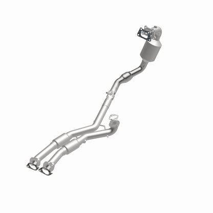 Catalytic Converter with Integrated Exhaust Manifold by MagnaFlow Exhaust Products