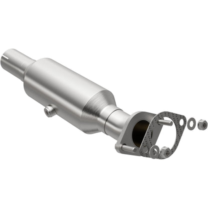 Magnaflow OEM Grade Direct-Fit Catalytic Converter by MagnaFlow Exhaust Products