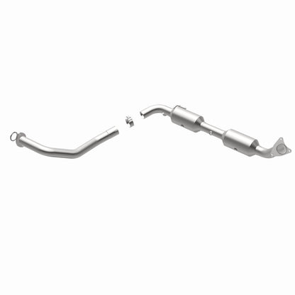 Magnaflow OEM Grade Direct-Fit Catalytic Converter by MagnaFlow Exhaust Products