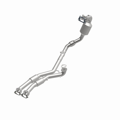 Catalytic Converter with Integrated Exhaust Manifold by MagnaFlow Exhaust Products