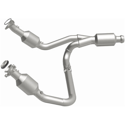 Magnaflow OEM Grade Direct-Fit Catalytic Converter by MagnaFlow Exhaust Products