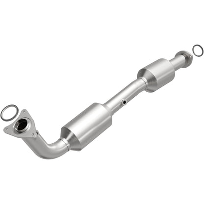 Magnaflow OEM Grade Direct-Fit Catalytic Converter by MagnaFlow Exhaust Products
