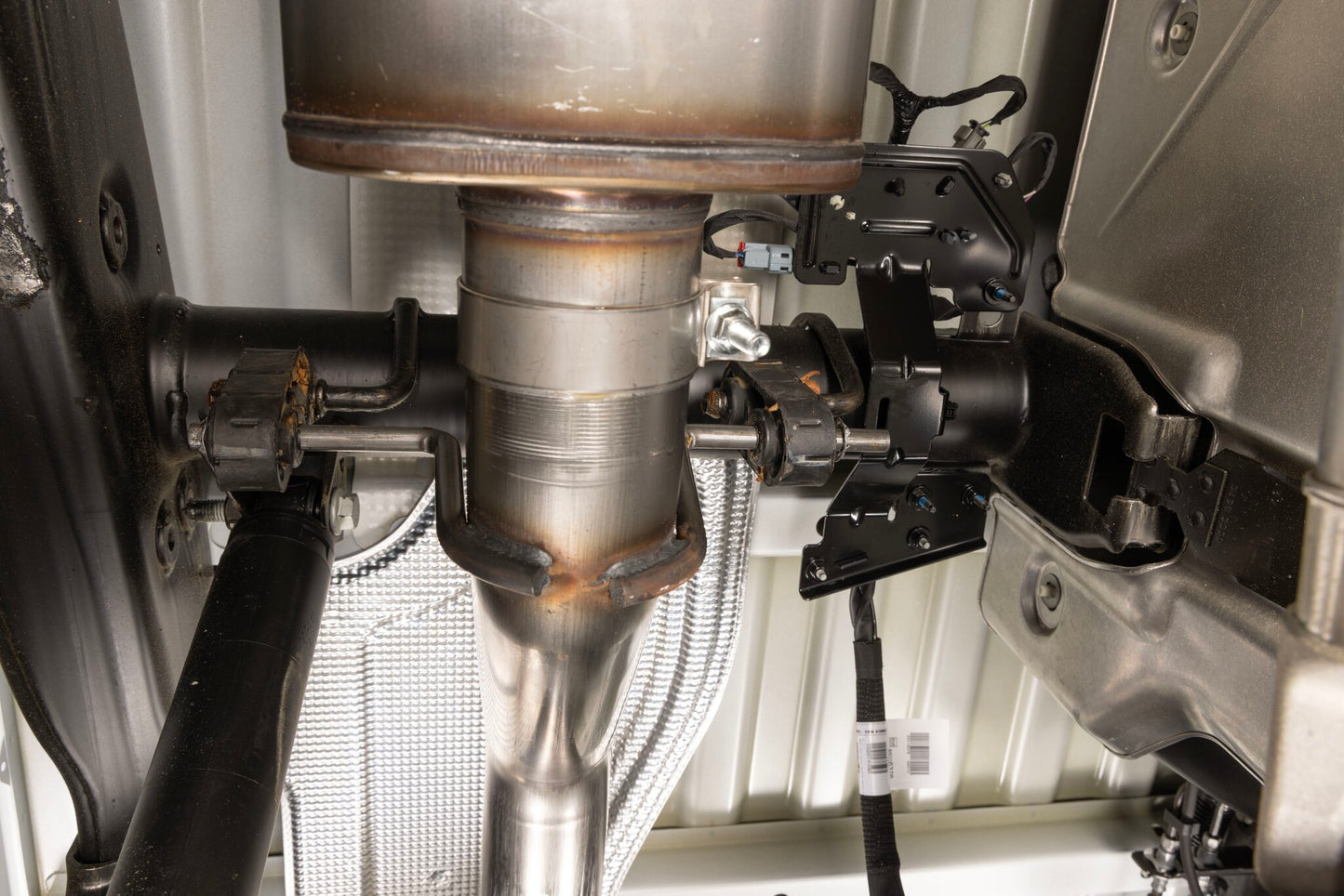 Flowmaster Flow FX Cat-Back Exhaust System by Flowmaster