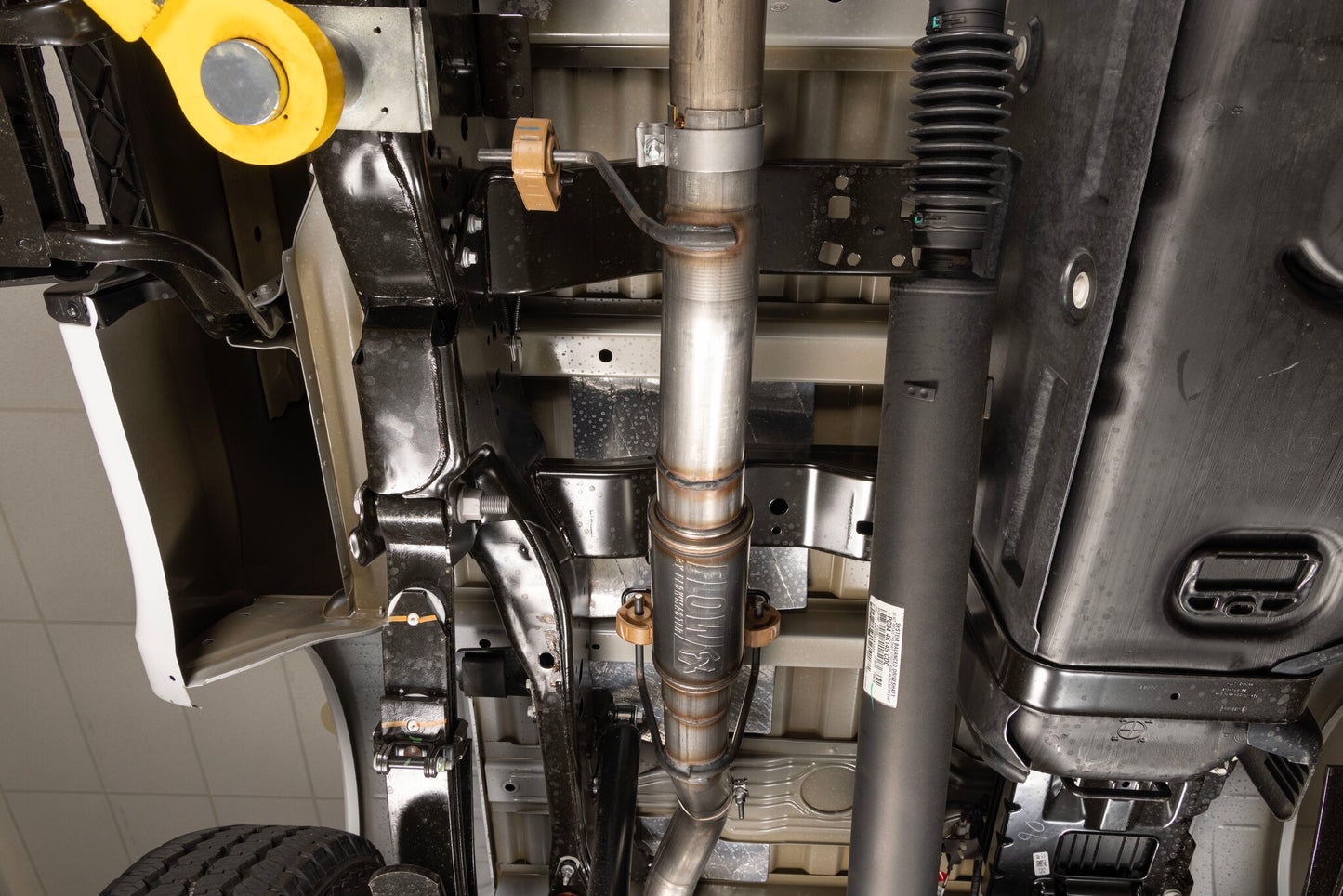 Flowmaster Flow FX Direct Fit Muffler by Flowmaster