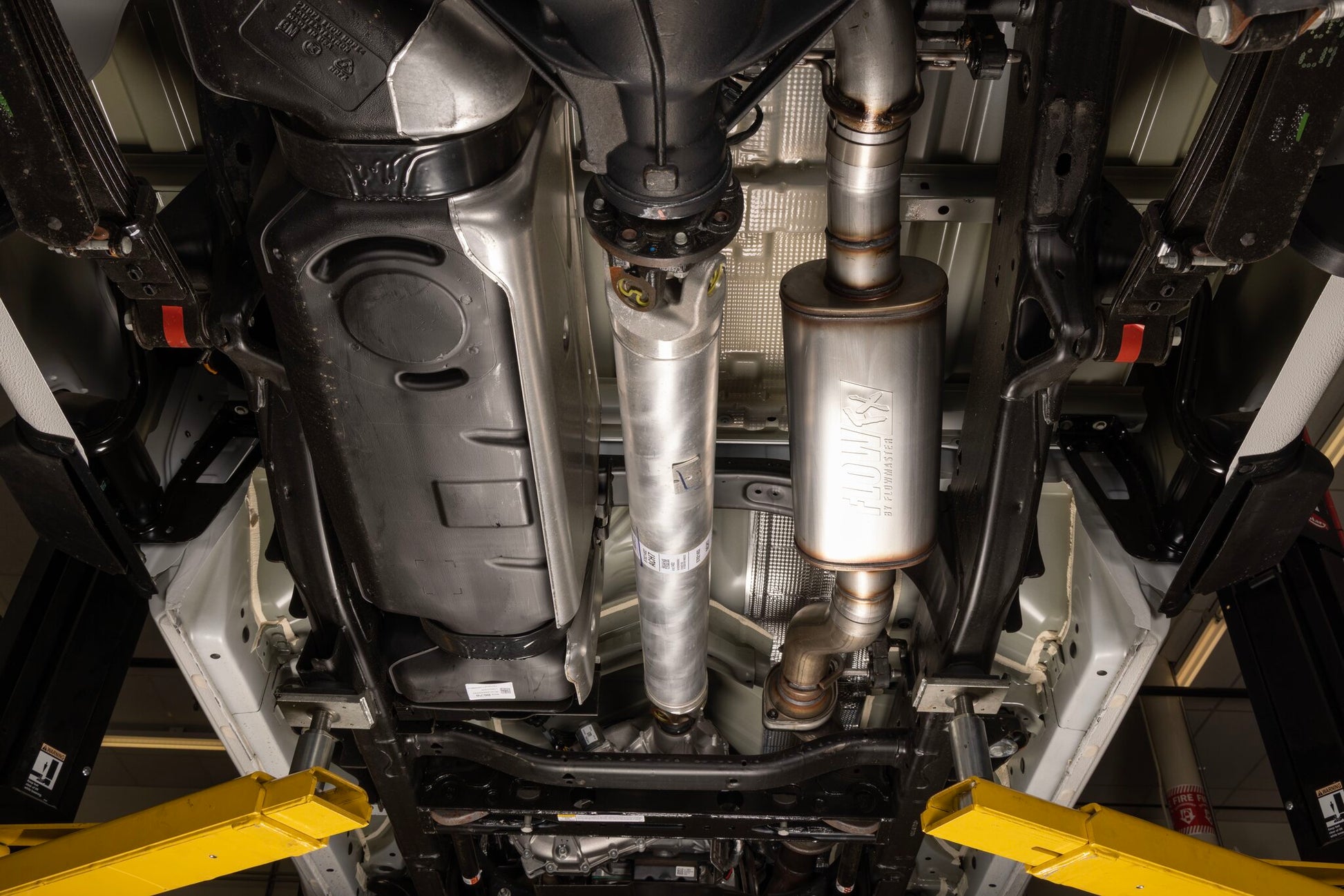 Flowmaster Flow FX Direct Fit Muffler by Flowmaster