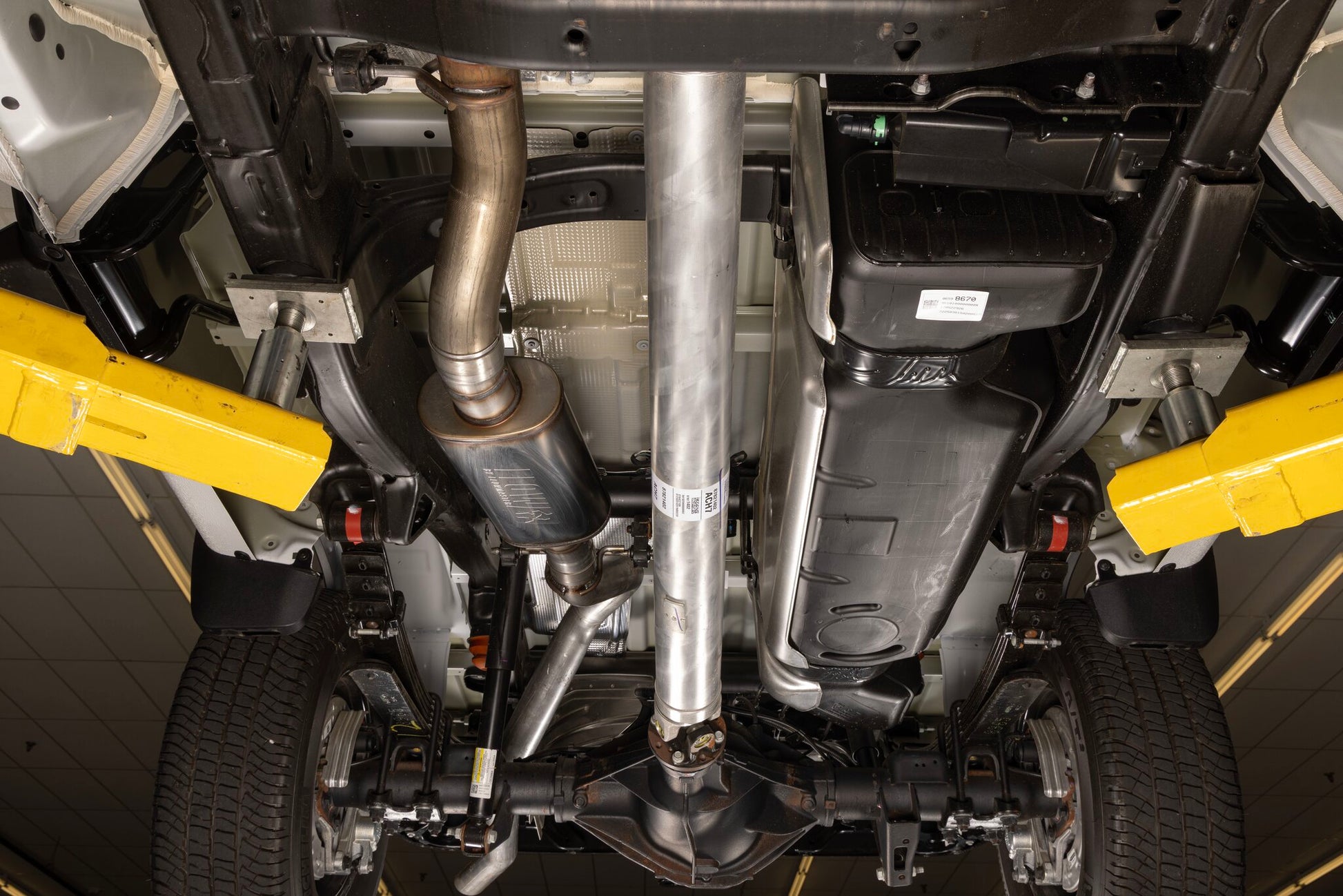 Flowmaster Flow FX Direct Fit Muffler by Flowmaster